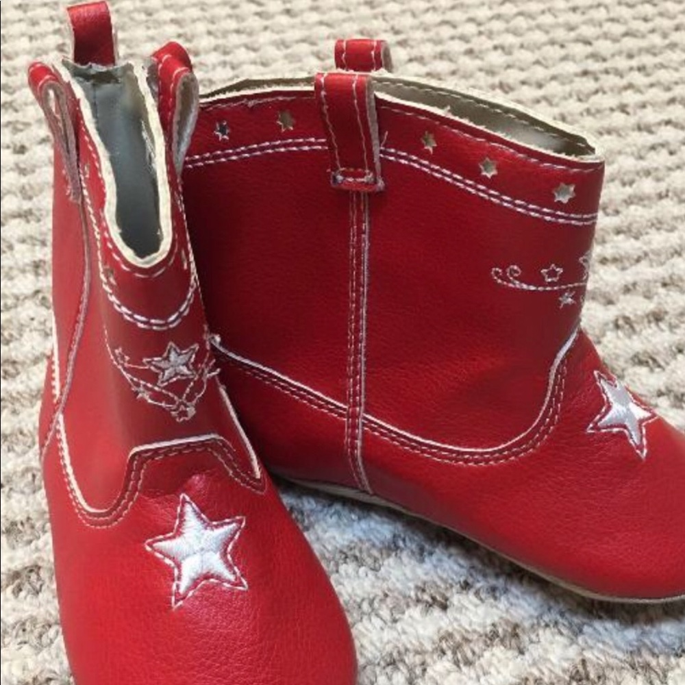 New infant old Navy boots
